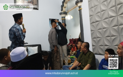 Guru dan Staf MTs Darun Najah Hadiri Tasyakuran Kelulusan TNI Alumni