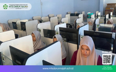 Hari Ketiga ASAT MTs Darun Najah Berlangsung Tertib dan Lancar