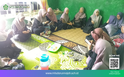 Guru MTs Darun Najah Takziah ke Kediaman Ustadzah Anis Maghfiroh di Jember